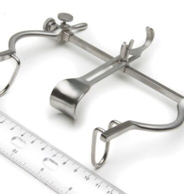 Balfour retractor